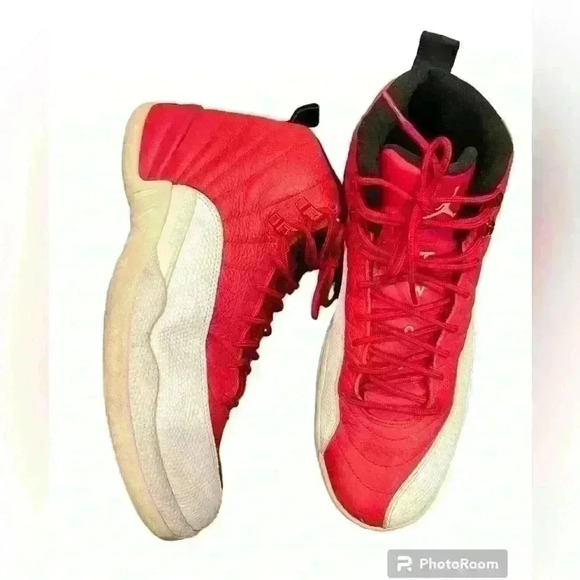 Jordan 12 Retro, Gym Red Size 11 - Picture 3 of 7
